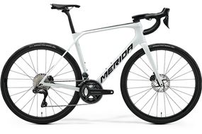 MERIDA SCULTURA ENDURANCE 8000 2025 BICICLETA CARRETERA