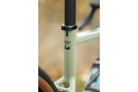 MEGAMO LANDE 2025 BICICLETA ELÉCTRICA GRAVEL