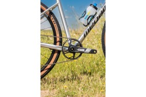 MEGAMO JAKAR 20 2025 BICICLETA GRAVEL