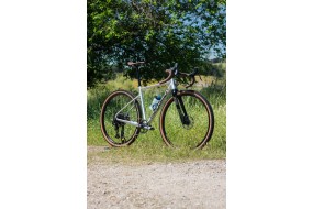 MEGAMO JAKAR 20 2025 BICICLETA GRAVEL