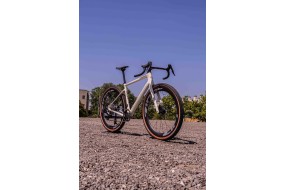 MEGAMO WEST 01 2026 BICICLETA GRAVEL