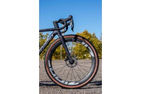 MEGAMO SILK 02 2026 BICICLETA GRAVEL