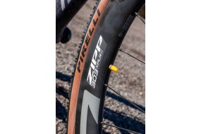 MEGAMO SILK 02 2026 BICICLETA GRAVEL