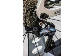 MMR ADRENALINE ULTEGRA T-M - BICICLETA SEMINUEVA