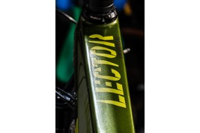 GHOST LECTOR UNIVERSAL 2021 T-M BICICLETA SEGUNA MANO