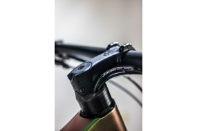 ORBEA OIZ M30 MEJORADA T-L 2023 BICICLETA SEGUNDA MANO