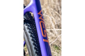 MEGAMO WEST 01 2026 BICICLETA GRAVEL