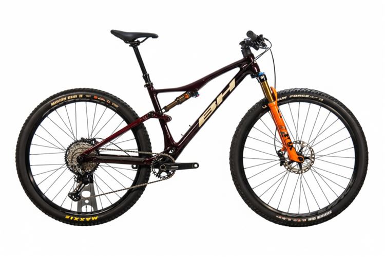 BH LYNX RACE RC 6.0 MEJORADA T-MD 2022 BICICLETA SEGUNDA MAN