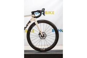 MMR ADRENALINE G2 PEARL WHITE AND BLACK T-S 2024