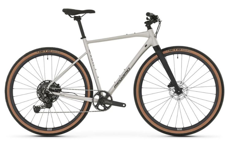 MEGAMO JAKAR 30 FLAT-BAR 2026 BICICLETA GRAVEL