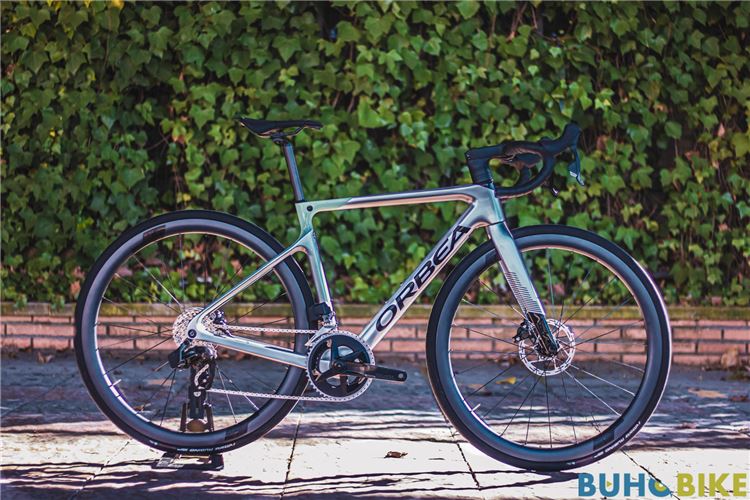 BICICLETA CARRETERA ORBEA ORCA M31eTEAM 2022 Coral (Brillo) - Negro (Mate)