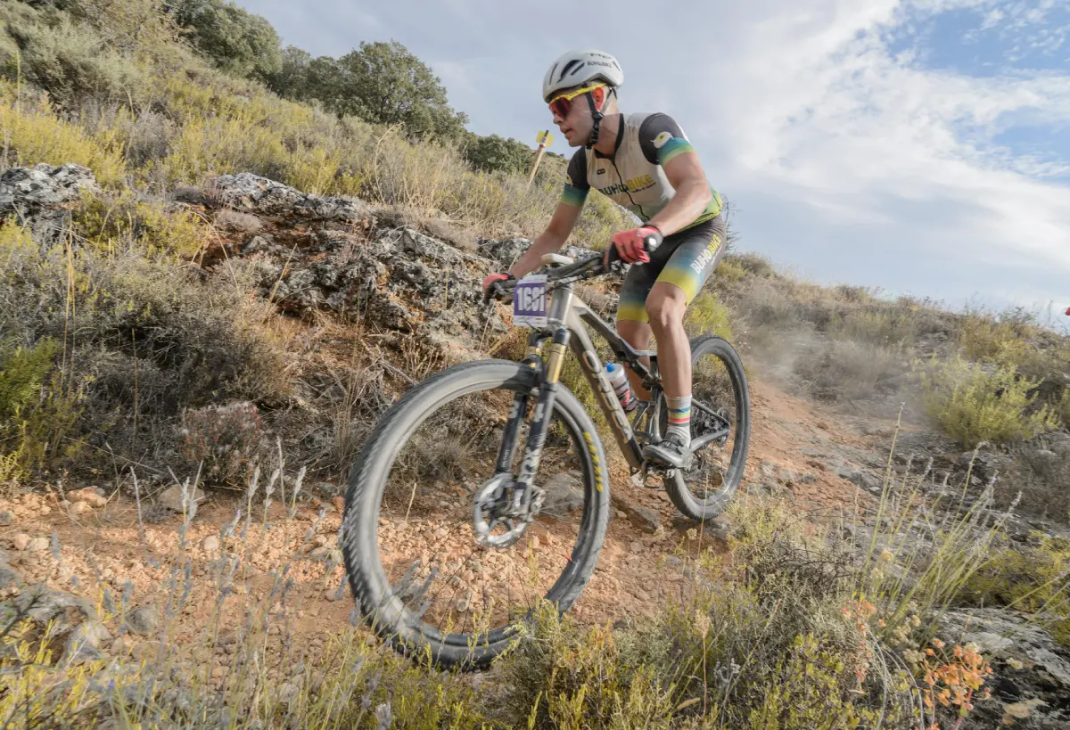 Equipo ciclismo MTB Buhobike CC.