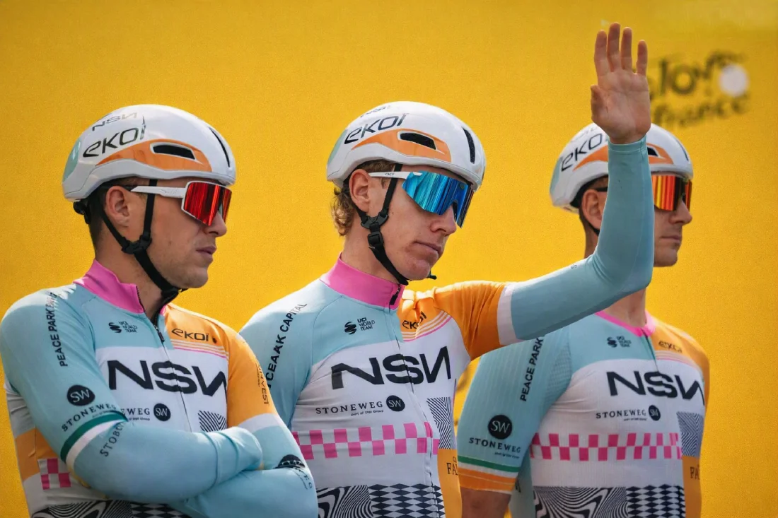 Presentación equipo NSN en Tour de Francia.