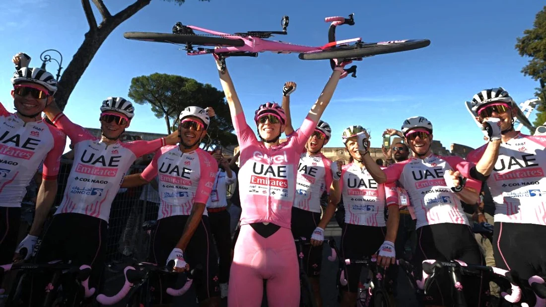 Tadej Pogacar en su victoria del Giro de Italia 2024